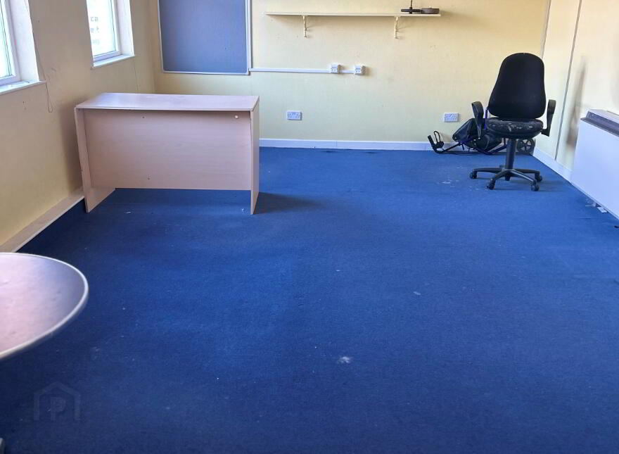 41 Point Street, Larne, BT40 1HU