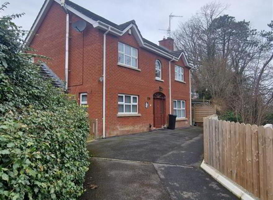 7a Otter Wood, Dromore, BT25 1LW
