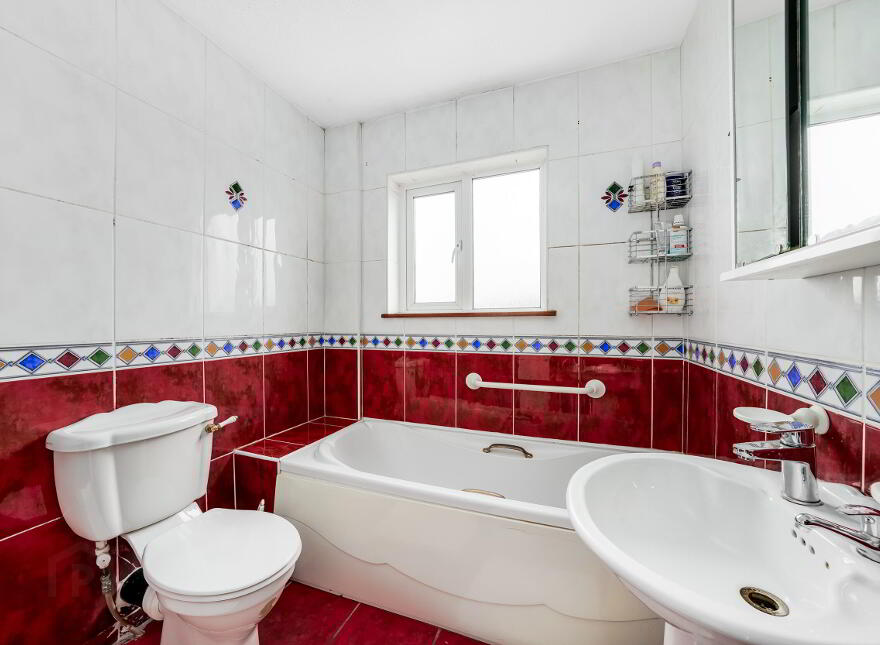 37 Tamarisk Lawn, Kilnamanagh, Dublin, D24HK7W