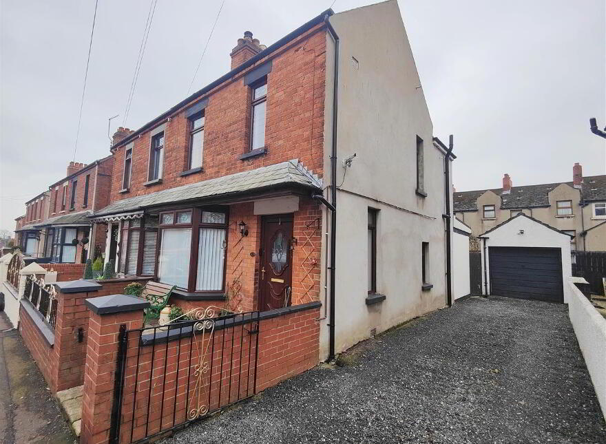 12 Rosapenna Drive, Belfast, BT14 6GT photo