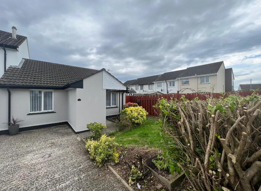 22 Dromore Road, Carrickfergus, BT38 7PJ