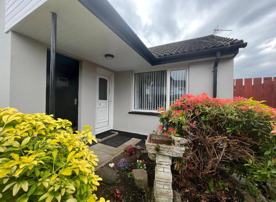 22 Dromore Road, Carrickfergus, BT38 7PJ