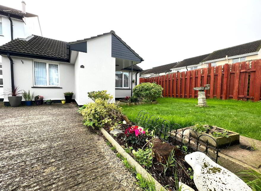 22 Dromore Road, Carrickfergus, BT38 7PJ photo