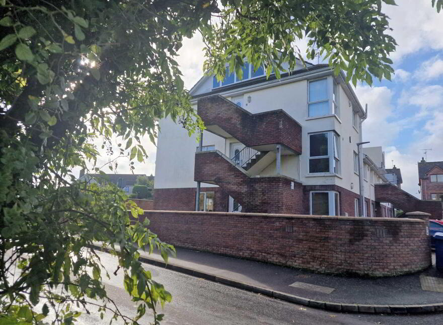 9 Silverwood Court, Craigavon, BT66 6RP