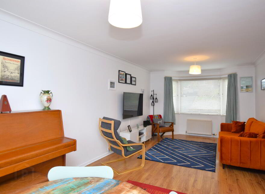 25 Beechgrove Gardens, Belfast, BT6 0NN