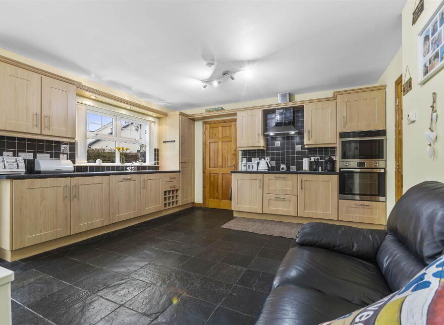 48 Primrose Park, Portrush, BT56 8TD