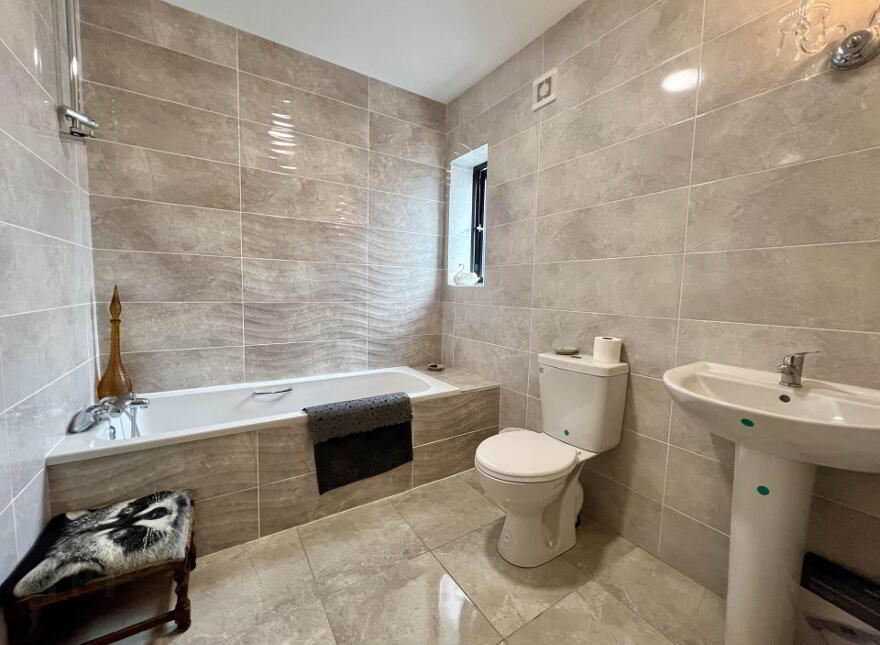 4 College View Crescent, Castlebar, F23XW40