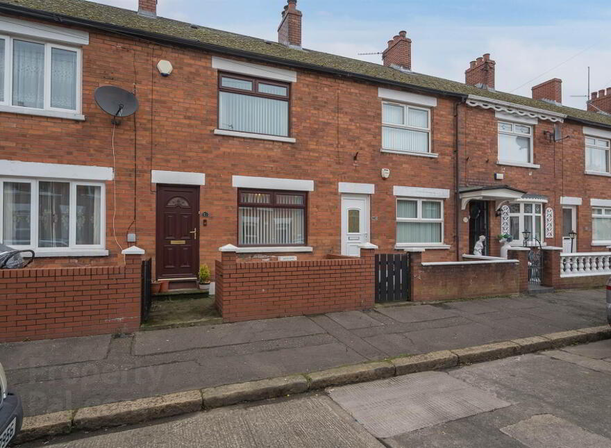 72 Isoline Street, Belfast, BT5 5GF photo