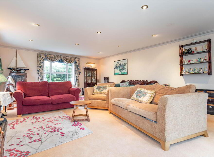 Cloverhill House, 39 Killynure Road West, Carryduff, Belfast, BT8 8EA