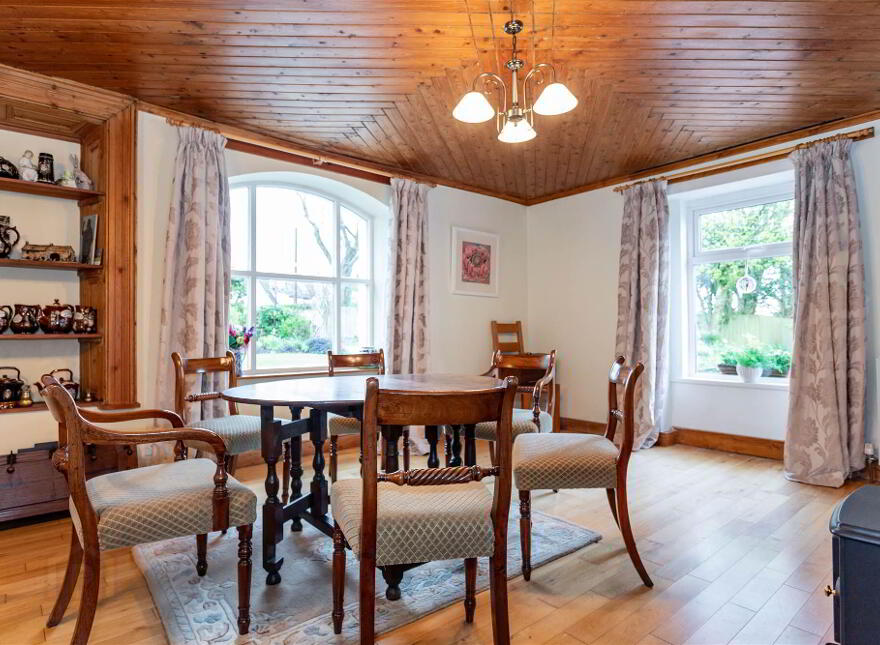 Cloverhill House, 39 Killynure Road West, Carryduff, Belfast, BT8 8EA