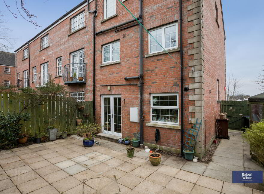 1 Village Green, Moira, BT67 0TN