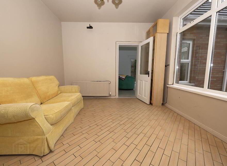 6 Furlong Avenue, Lurgan, BT66 6LT