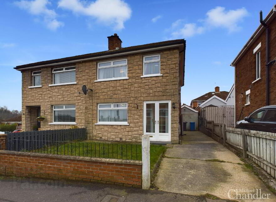 4 Orangefield Gardens, Belfast, BT5 6DP photo