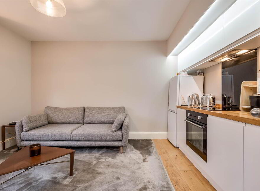 Apt 4 Atelier House, 26 Sans Souci Park, Belfast, BT9 5BZ