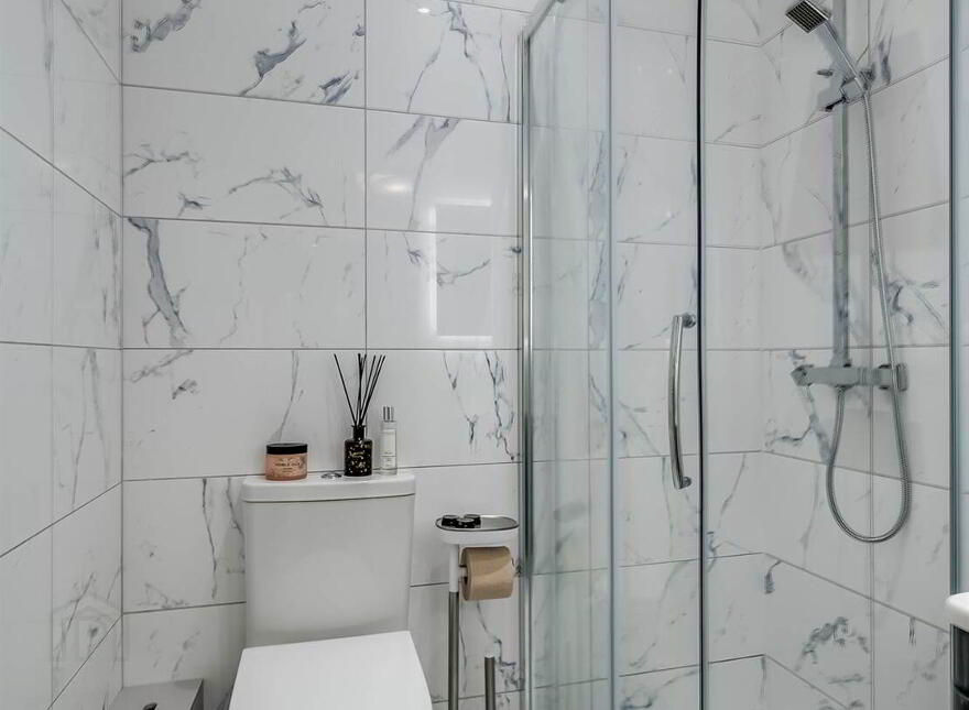 Apt 4 Atelier House, 26 Sans Souci Park, Belfast, BT9 5BZ