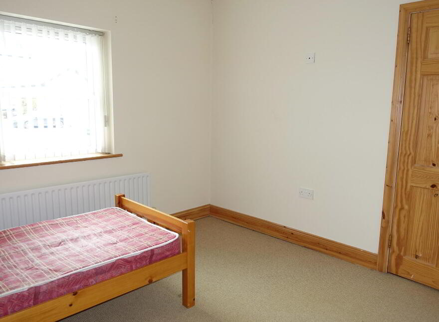 5 Mullagreenan Court, Roslea, Enniskillen, BT92 7PL