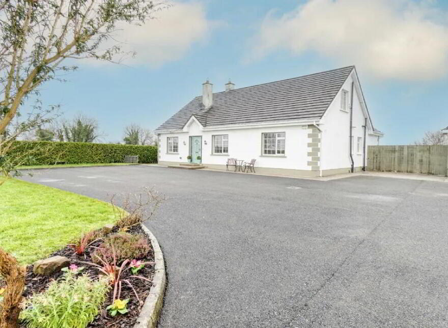 Legar, Kinnegad, N91W102 photo