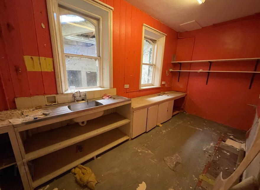 Bayview House, Off Bayview Gardens, Clooney Road, Derry, BT47 6YS