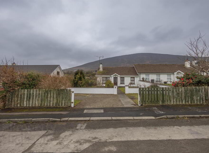 1 Owen Roe Terrace, Annalong, Newry, BT34 4RE photo