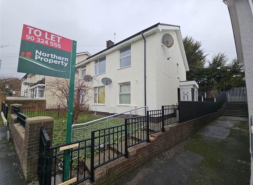 13 Glencolin Park, Glen Road, Belfast, BT11 8PD photo