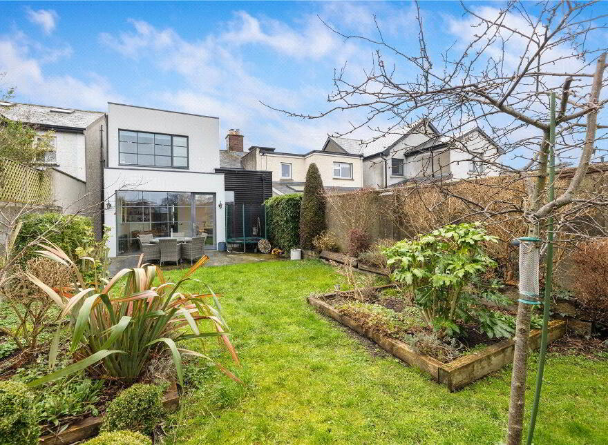 176 Foxrock Close, Kill Lane, Dublin, D18A5F6 photo