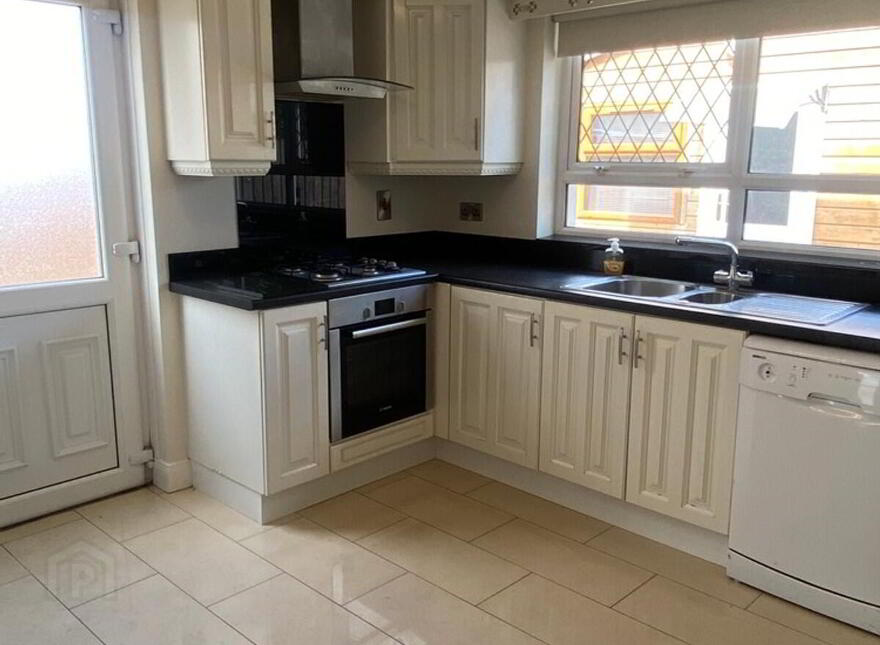 18 Ashdale, Enniskillen, BT74 4BH