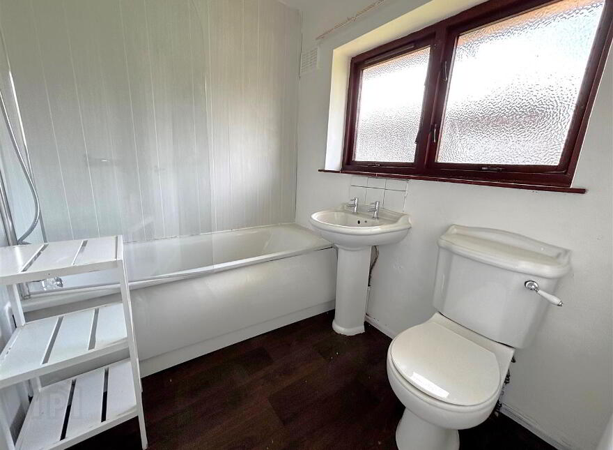 11 Waveney Grove, Belfast, BT15 4FW