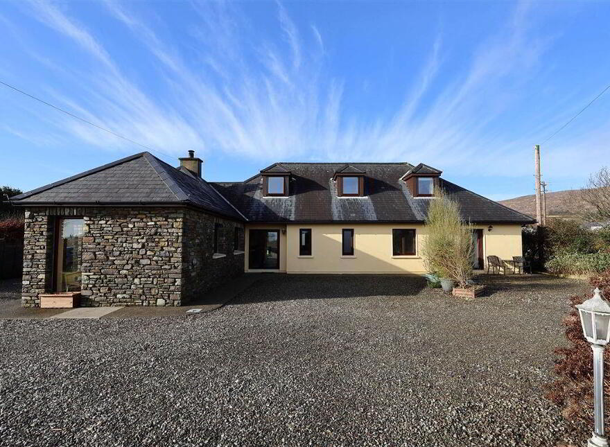 Lasair Choille, Ardmanagh, Schull, West, P81XH33