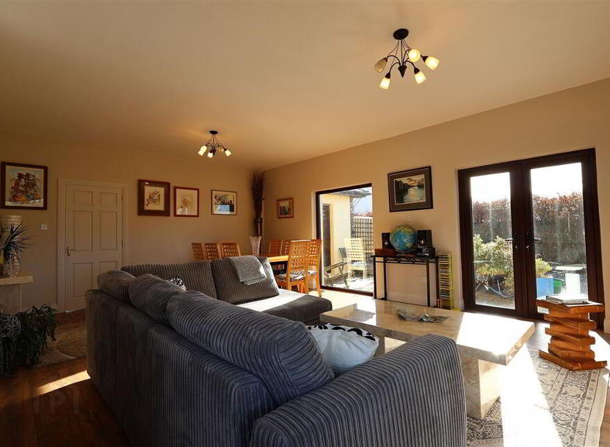 Lasair Choille, Ardmanagh, Schull, West, P81XH33