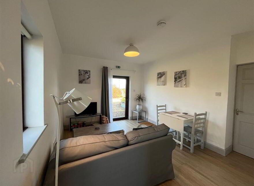 Lasair Choille, Ardmanagh, Schull, West, P81XH33