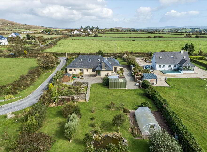 Lasair Choille, Ardmanagh, Schull, West, P81XH33