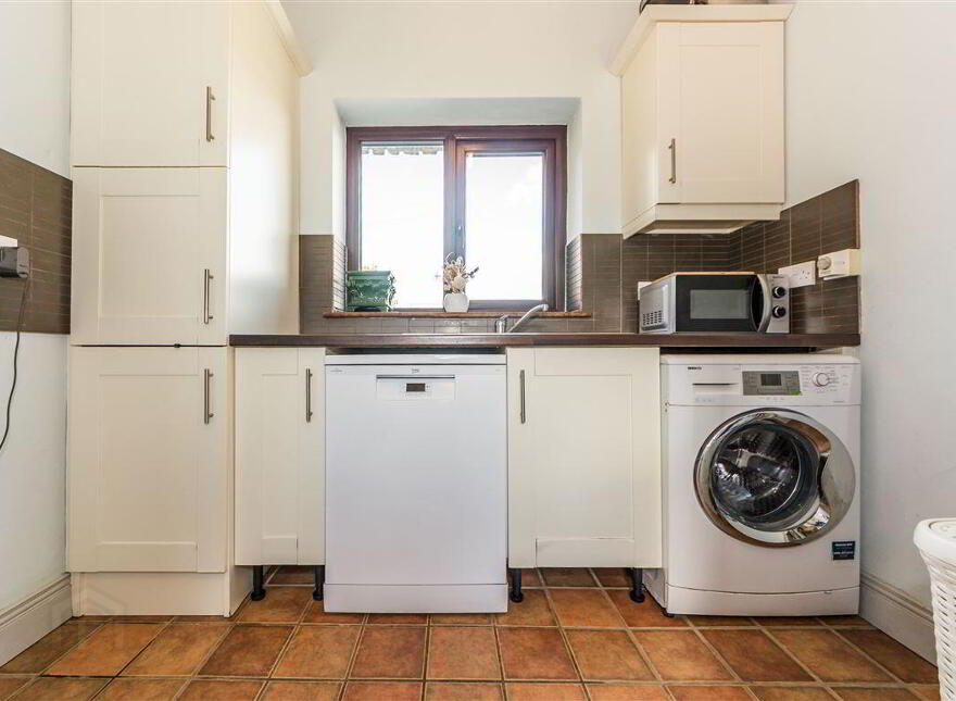 Lasair Choille, Ardmanagh, Schull, West, P81XH33