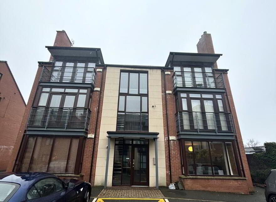 Apartment 8 Castlehill Place 605 Upper Newtownards, Belfast, BT4 3LQ photo