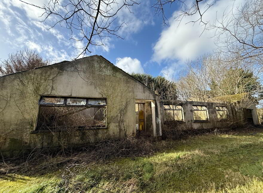 Former Bungalow Residence, Dromore, Stranooden