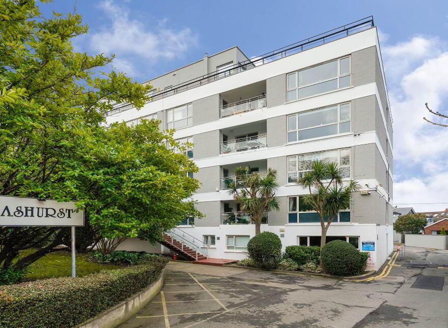 Apartment 26 Ashurst, Mount Merrion Avenue, Blackrock, Dublin, A94F6F9 photo