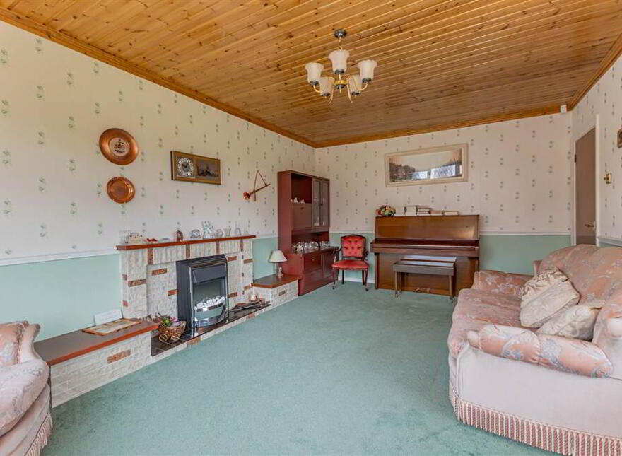 18 Fernmore Road, Bangor, BT19 6DY
