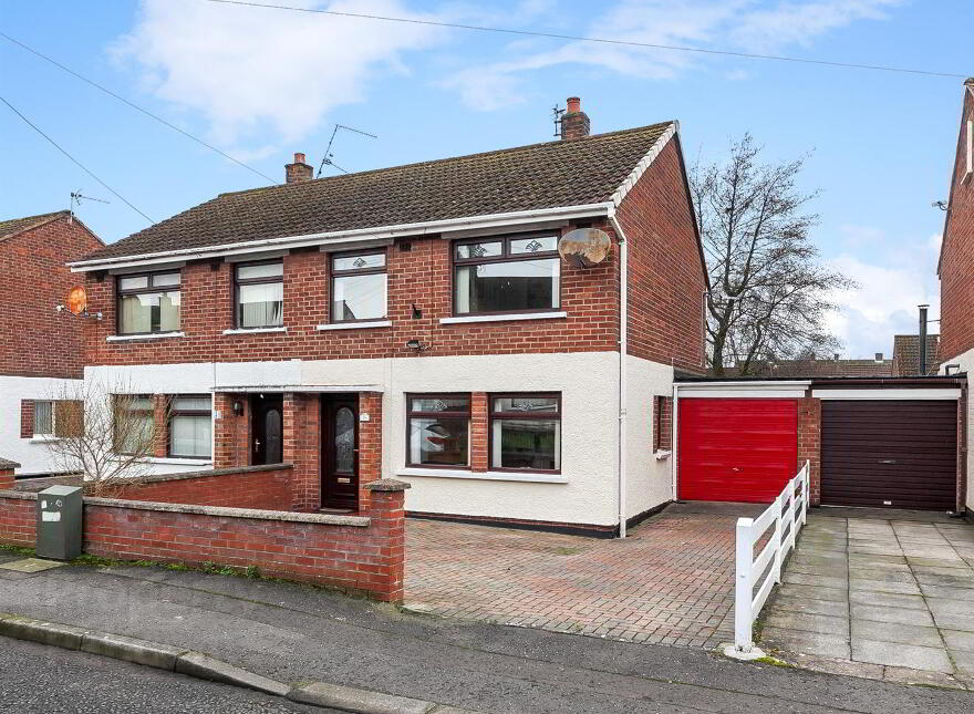 29 Hollymount, Belfast, BT10 0GN photo