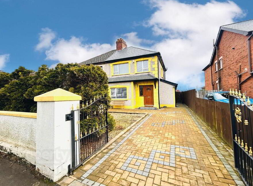 165 Shore Road, Newtownabbey, BT37 9SZ photo