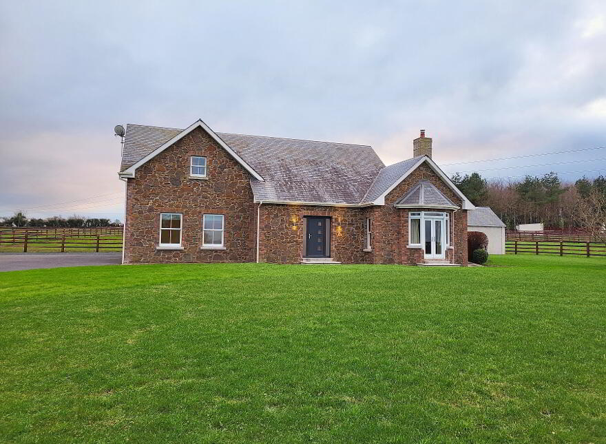 Blackberry Lodge, Newtown, Rathasker Road, Naas, W91E1XE
