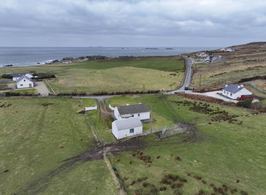 Radharc Inis Dha Thul, Ballyhillion, Malin, F93E7F4