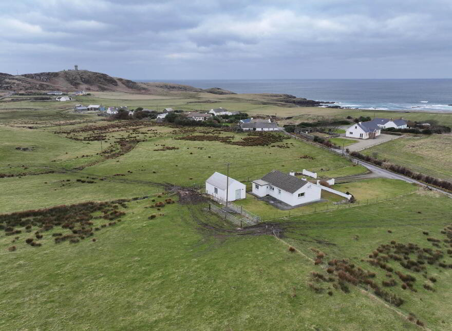 Radharc Inis Dha Thul, Ballyhillion, Malin, F93E7F4