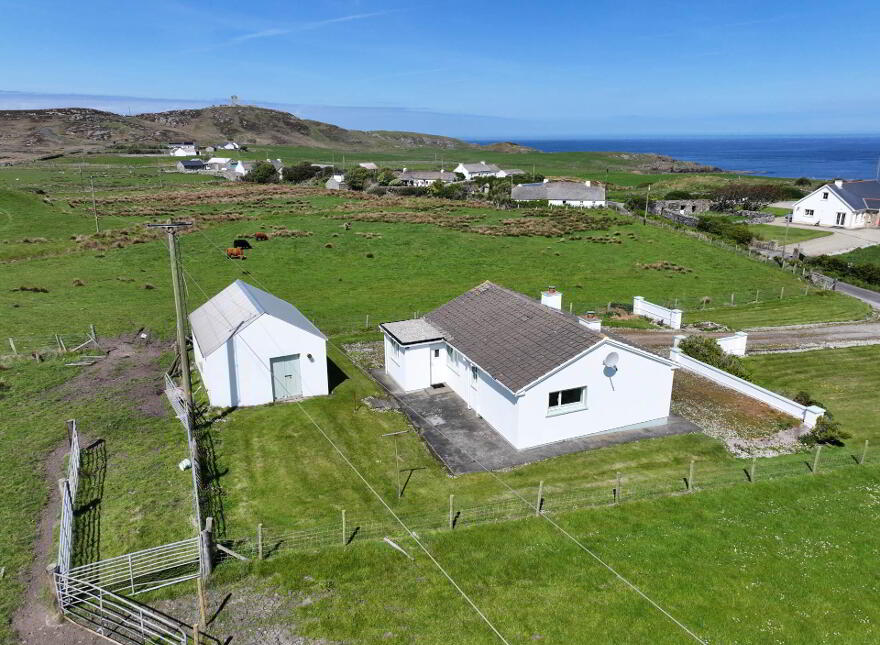 Radharc Inis Dha Thul, Ballyhillion, Malin, F93E7F4