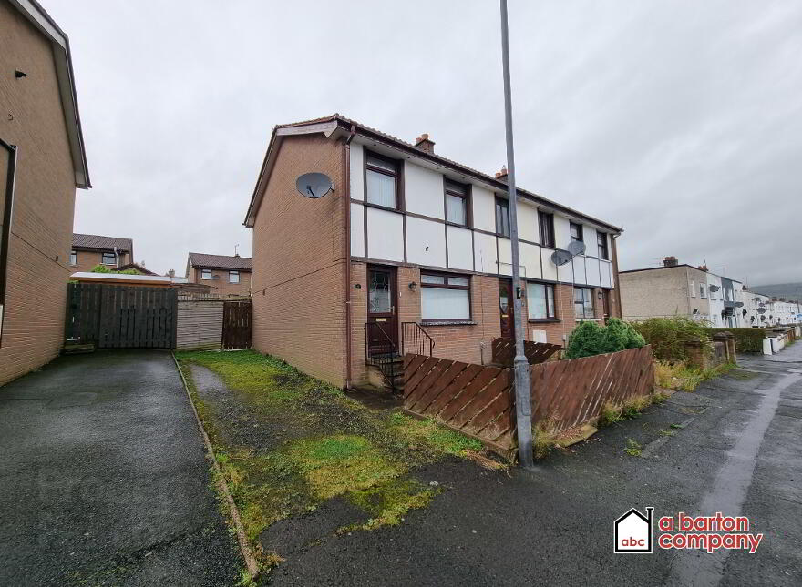 9 Fernagh Court, Whiteabbey, Newtownabbey, BT37 0AR photo