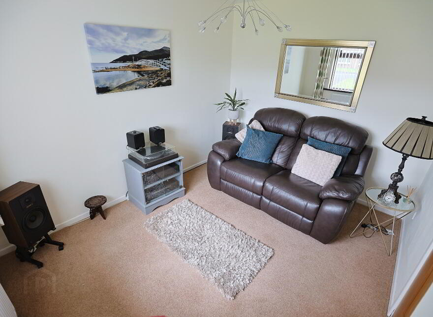 70 Oak Grange, Waringstown, Craigavon, BT66 7SU