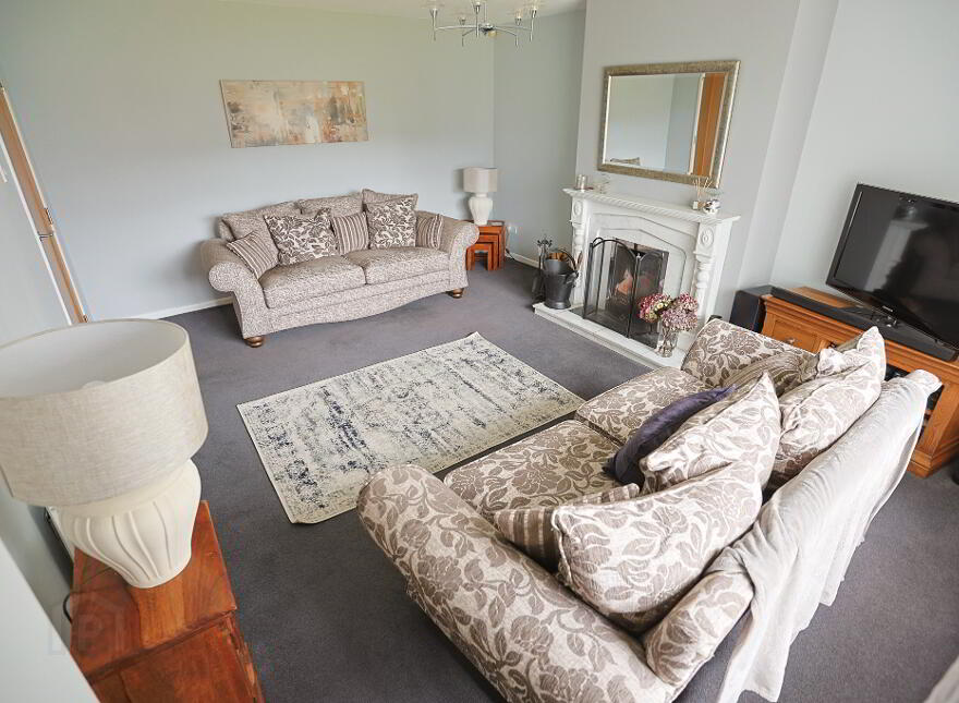 70 Oak Grange, Waringstown, Craigavon, BT66 7SU