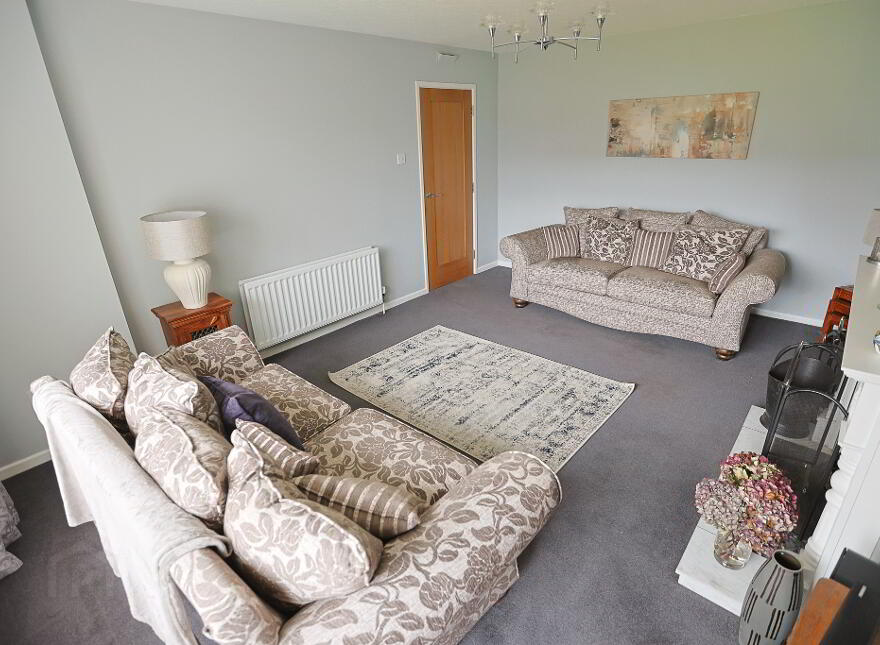 70 Oak Grange, Waringstown, Craigavon, BT66 7SU