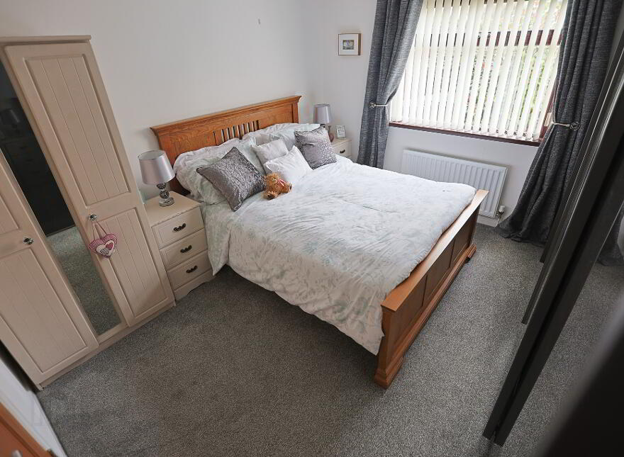 70 Oak Grange, Waringstown, Craigavon, BT66 7SU