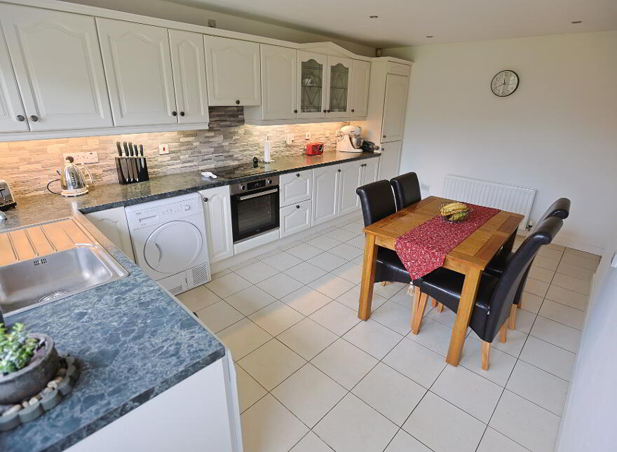 70 Oak Grange, Waringstown, Craigavon, BT66 7SU