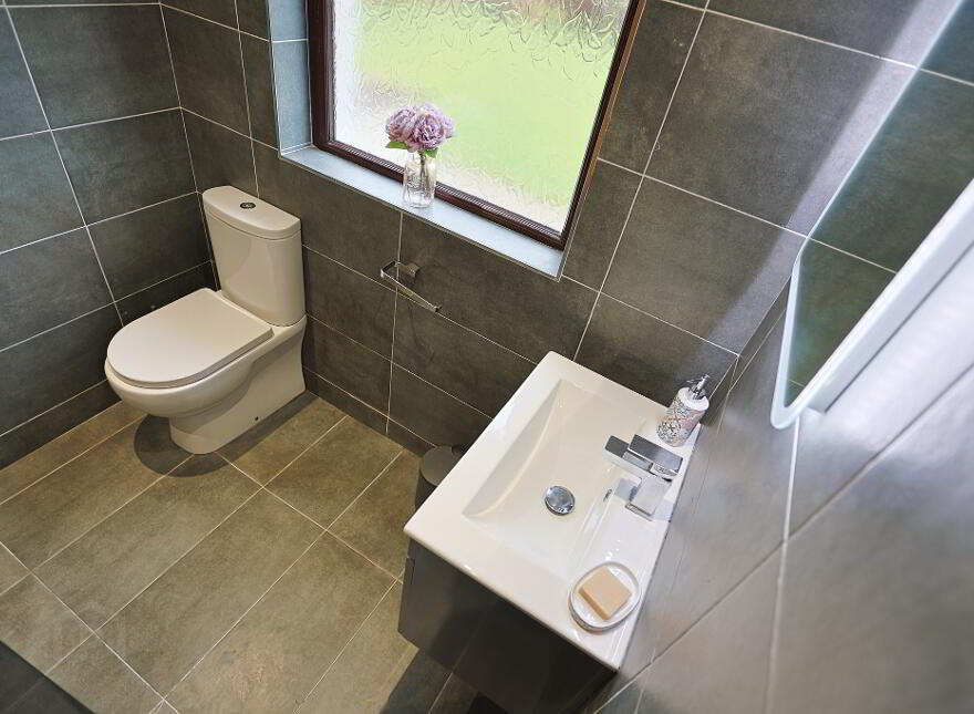 70 Oak Grange, Waringstown, Craigavon, BT66 7SU