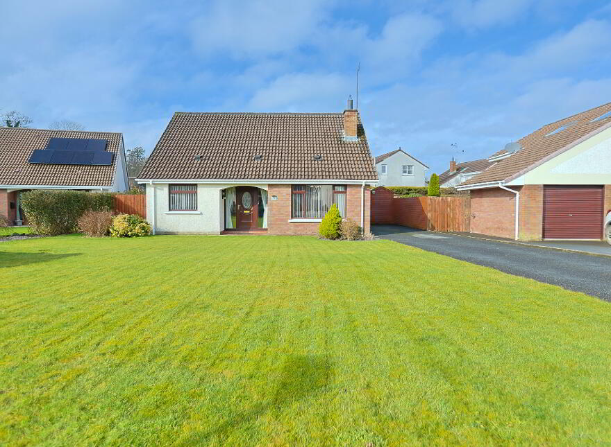 70 Oak Grange, Waringstown, Craigavon, BT66 7SU